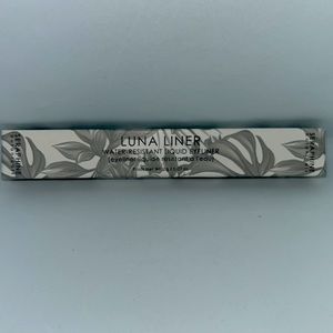 Seraphine Botanicals Luna Liner water resistant black liquid eyeliner